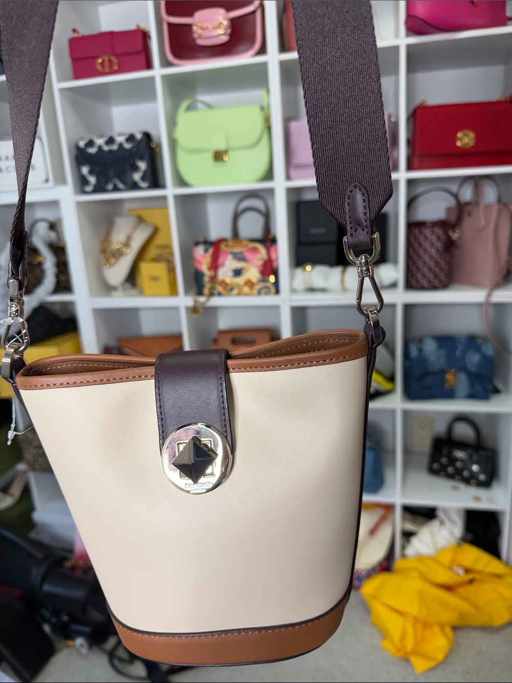 RESERVED Kate spade crossbody $85